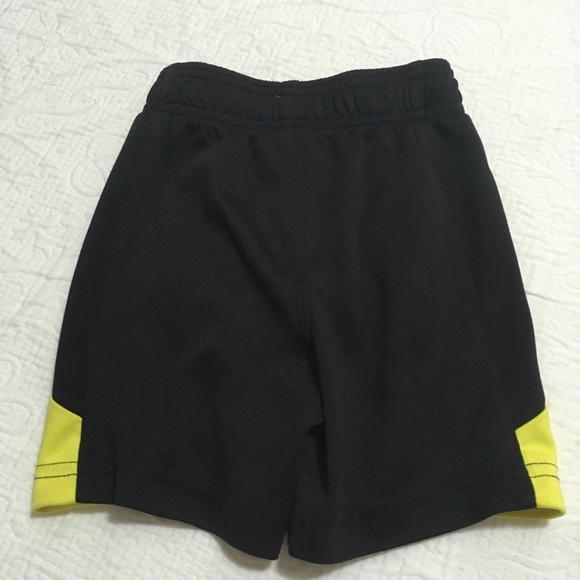 2T (6/$20) Sport Shorts by Athletic Works - Picture 2 of 4